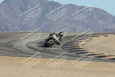 media/Oct-05-2025-CVMA (Sun) [[beeef4f201]]/Race 16-Formula Middleweight/